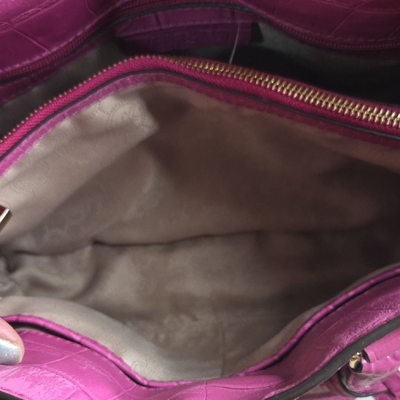 Michael Kors Fuchsia Crocodile Embossed Crossbody - Picture 4 of 9